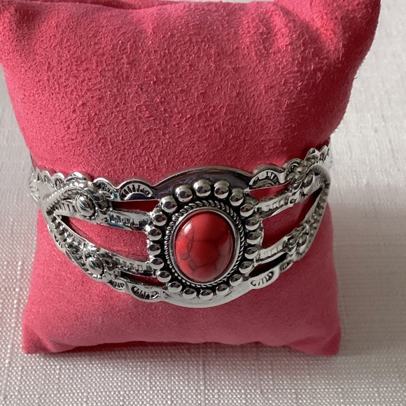 Red Colored Stone Silver Tone Cuff - Picture 1 of 5